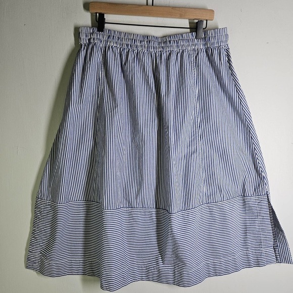 Free‎ Assembly Seamed Midi Skirt L Blue White Stripe Elastic Waist - Picture 6 of 8